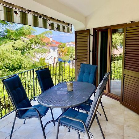 Apartment Olive Groove Малинска Екстериор снимка