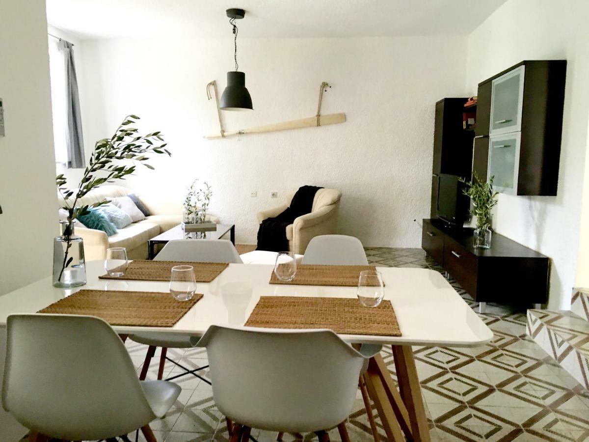 Apartment Olive Groove Малинска Екстериор снимка