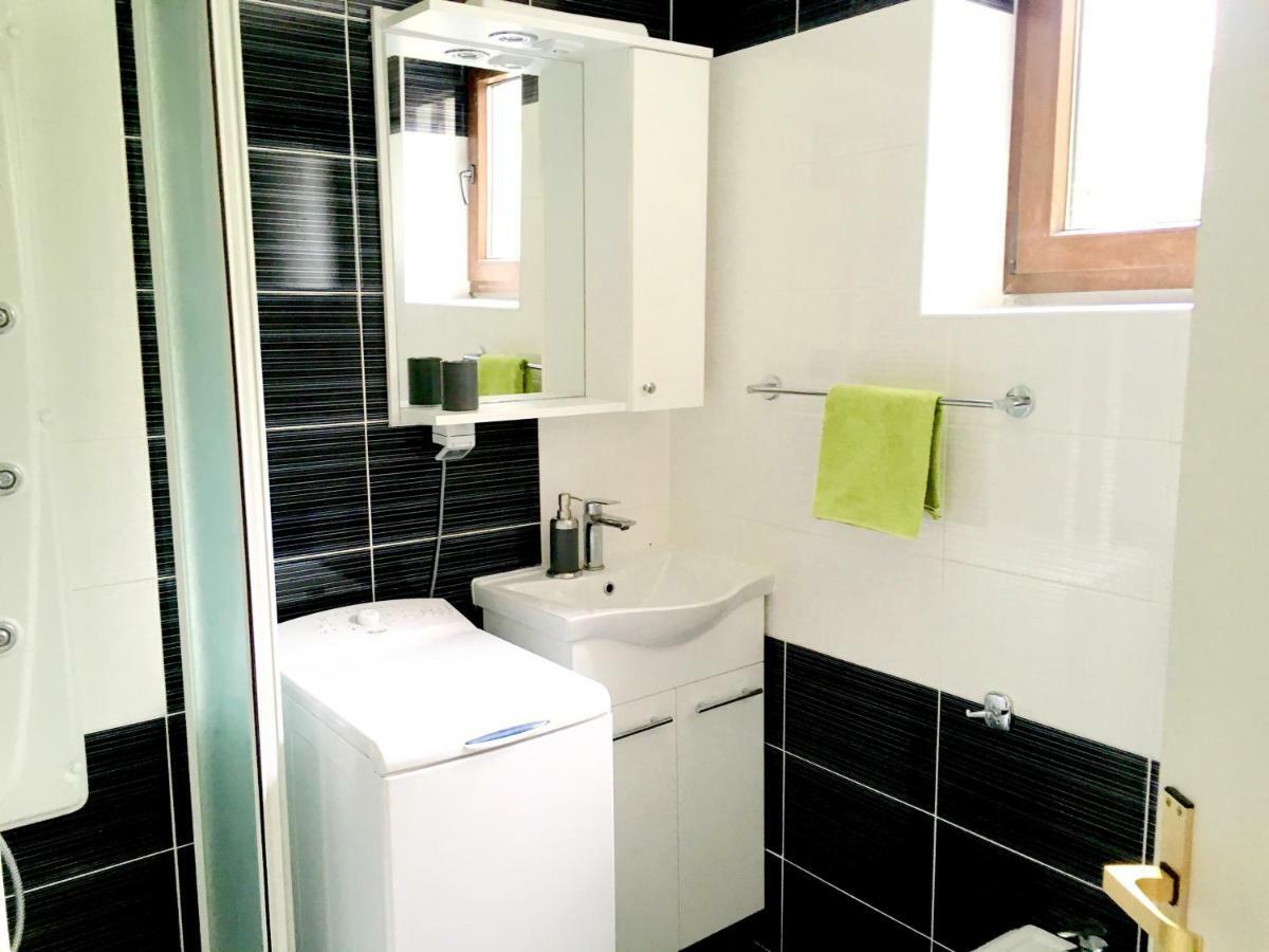 Apartment Olive Groove Малинска Екстериор снимка